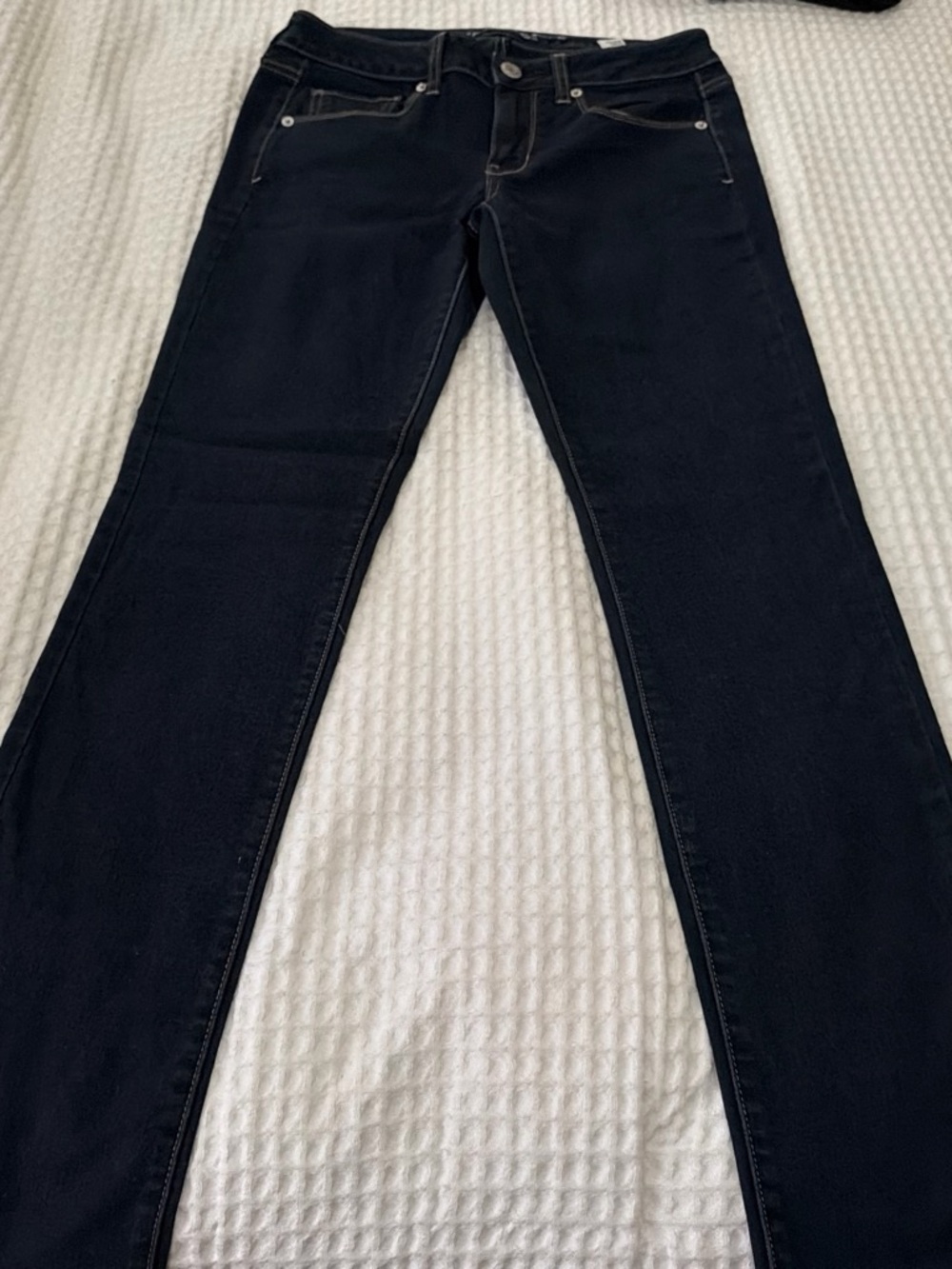 American Eagle Outfitters Women’s Dark Indigo Skinny Jeans